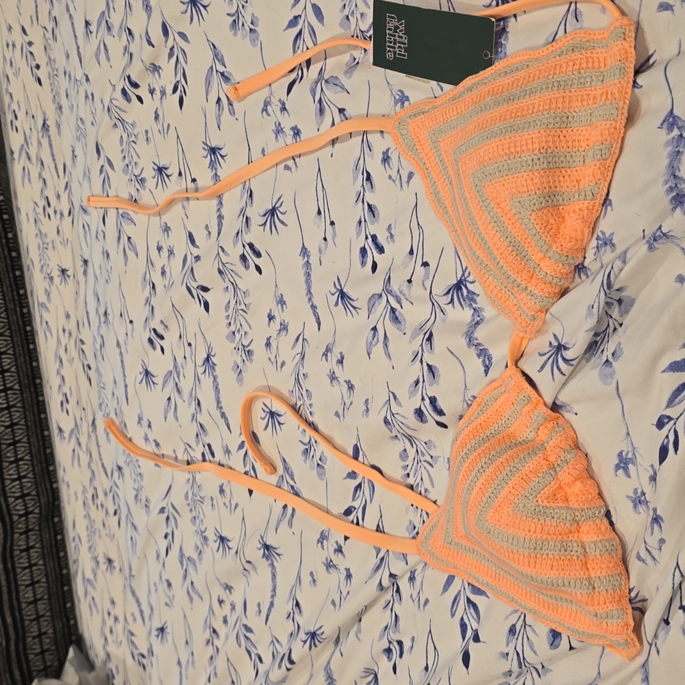 ❤️10/$13 New wild fable crochet bikini top